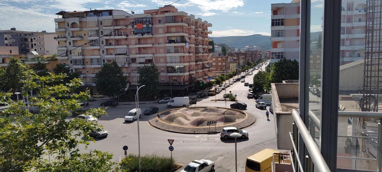 Vlora Central & Comfy Apartment Exterior foto