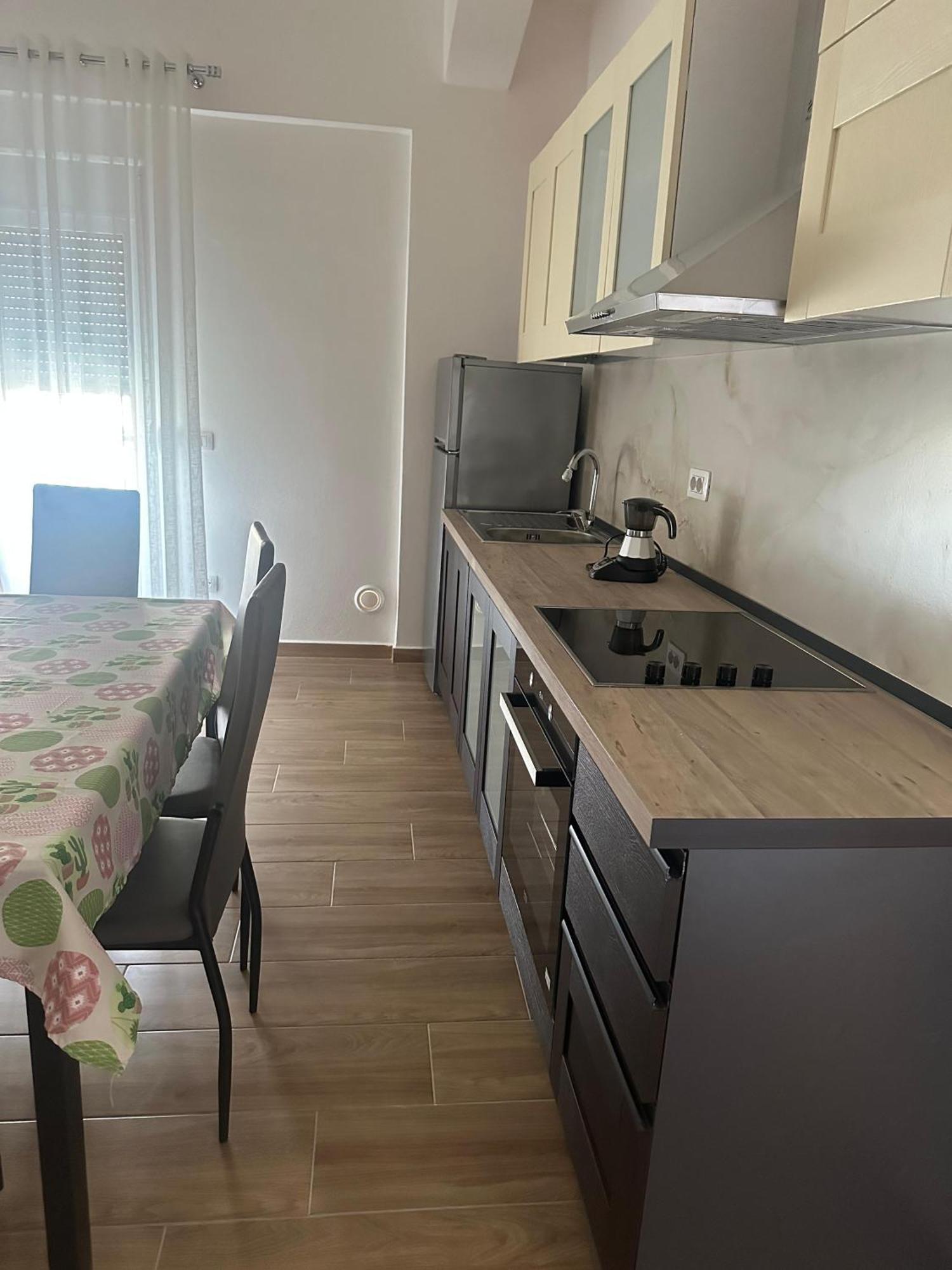Vlora Central & Comfy Apartment Exterior foto